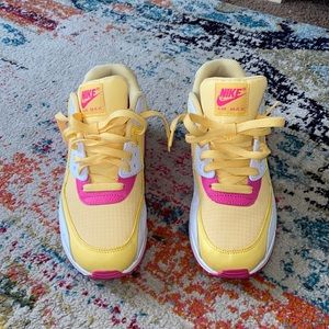 Nike Air Max 90’a TOPAZ FUCHSIA